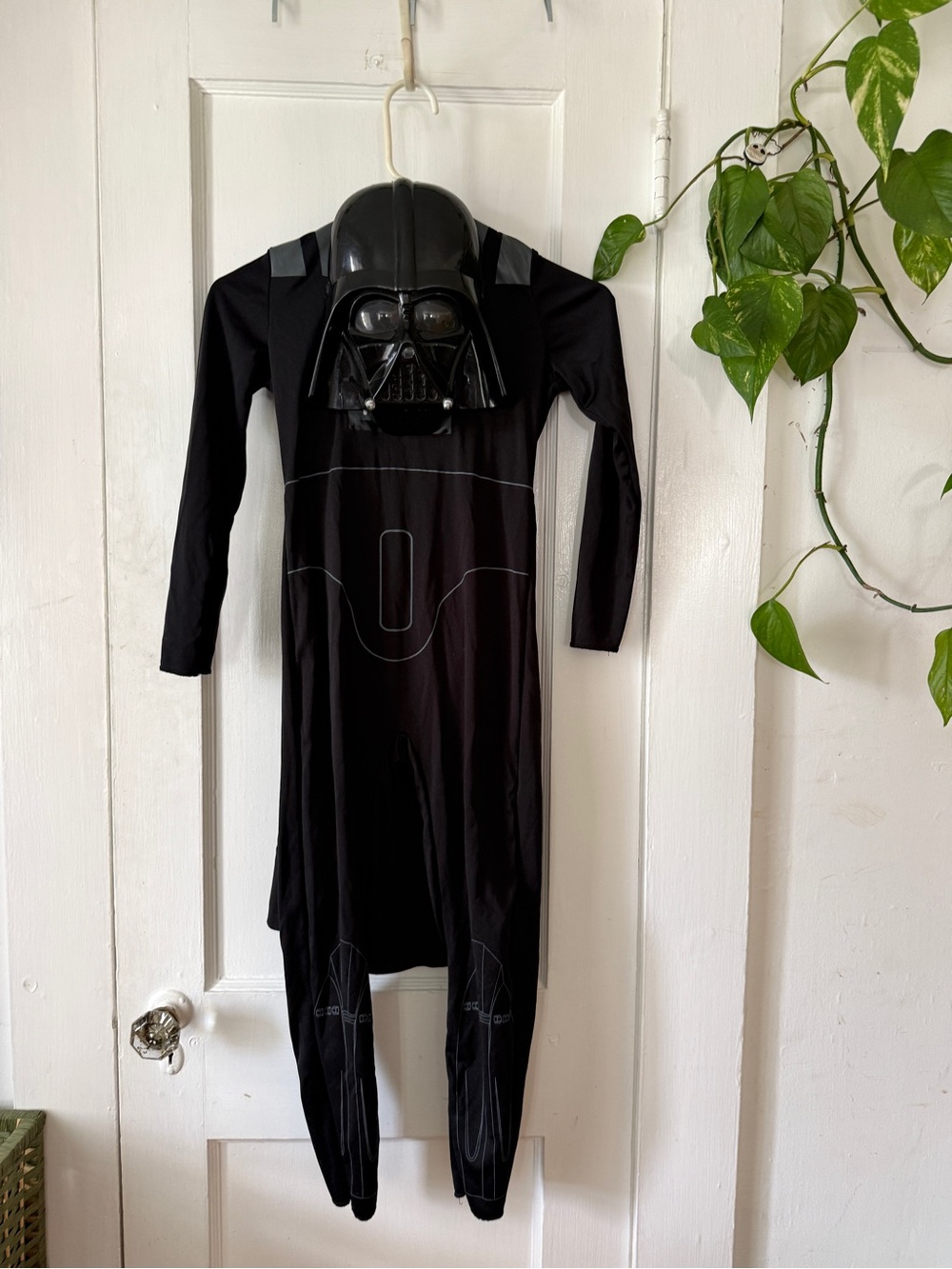 Star Wars Darth Vader Costume Kids Youth Small 4-6 Jumpsuit Mask Cape